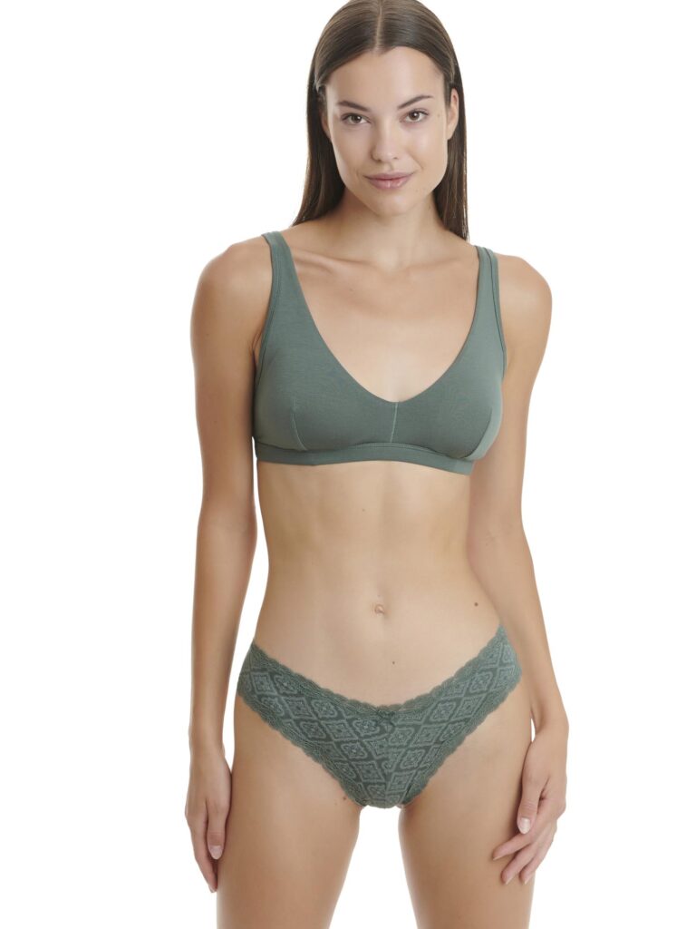 Γυναικεία εσώρουχα μπαμπού WALK Brazilian brief BAMBOO με δαντέλα και σχέδιο ΔΥΑΔΑ W2014-63