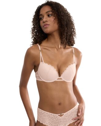 Σουτιέν Triumph That Night in Vegas WHU. Σουτιέν με μπανέλα και μισή ενίσχυση. Triumph That Night in Vegas WHU 0040